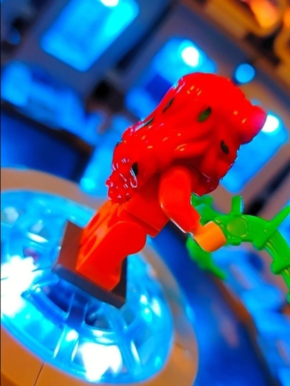 Batman Poison Ivy Minifigure Lego Compatible